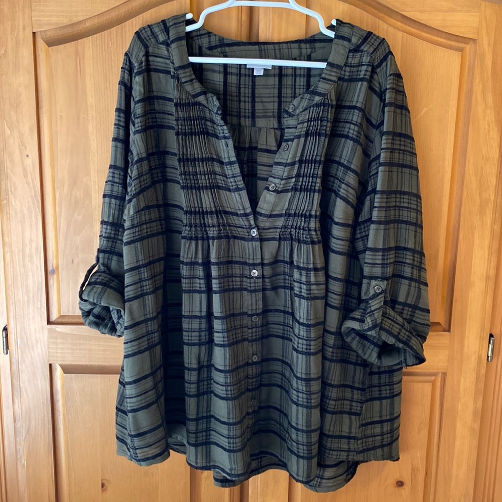 NWOT Avenue Plaid Blouse 22/24